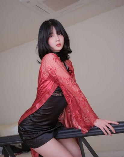 性欧美裸女_成长在线视频免费观看