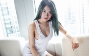 久久精品日产第一区二区三区乱码_正片免费观看