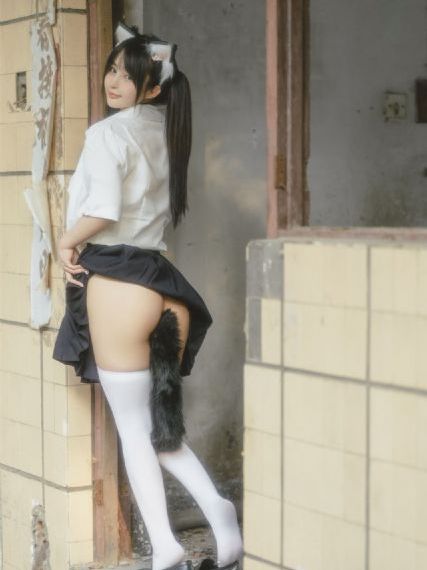欧洲妇女下面黑森林_HD高清在线观看