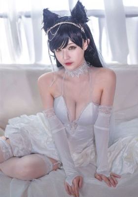 调教贱乳大扒开双腿灌尿调教_BD英语高清在线